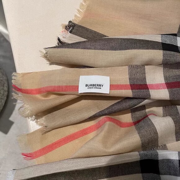 Burberry Beige and Black Checkered Scarf - Picture 5 of 5